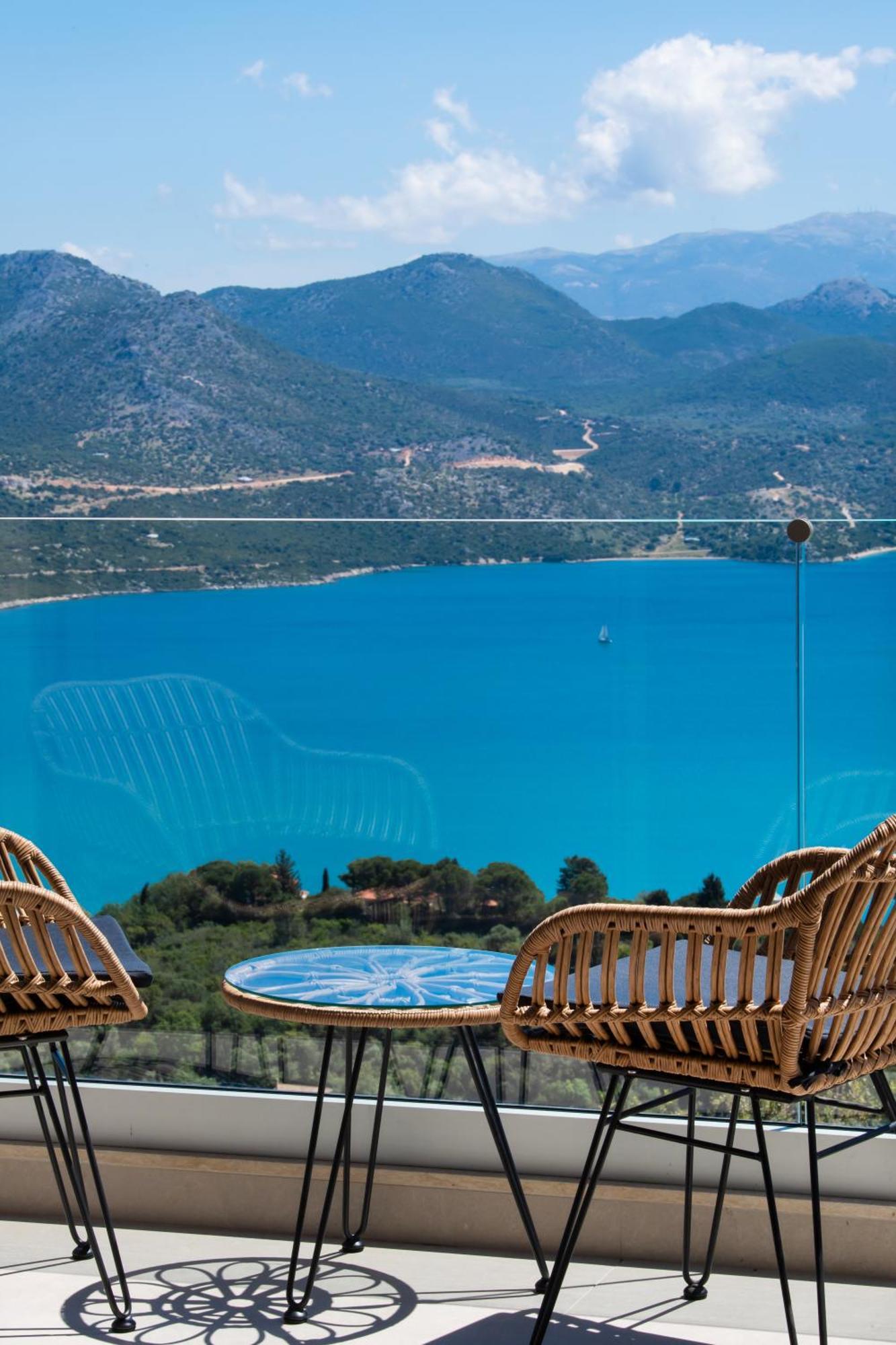 Highview Luxury Suites Katouna ภายนอก รูปภาพ